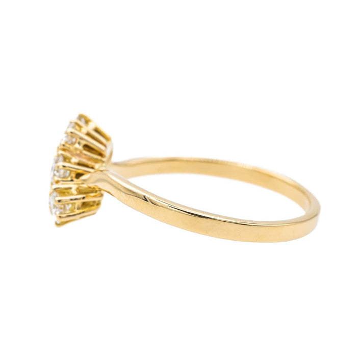 Anillo de oro amarillo con diamantes