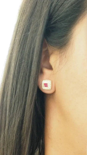 Boucles d'oreilles Boucles d'oreille en or jaune, rubis et diamants 58 Facettes 32692