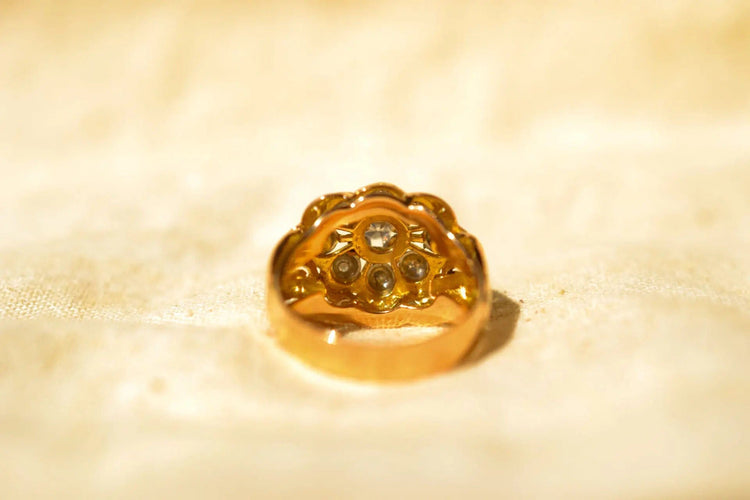 Bague 51 Bague Marguerite dôme Diamants 58 Facettes Ref3434