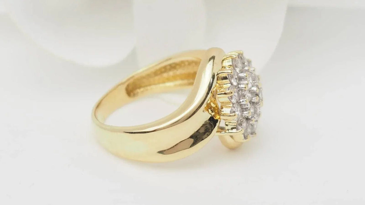 Bague 55.5 Bague pavée en or jaune et diamants 58 Facettes 32902