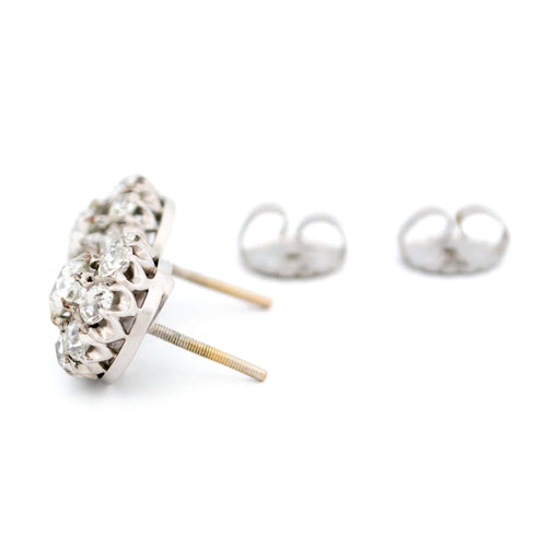 Boucles d'oreilles Boucles d'oreilles en grappe de diamants taille ancienne 58 Facettes A93D9F812E6945BE82150038FE133FDF