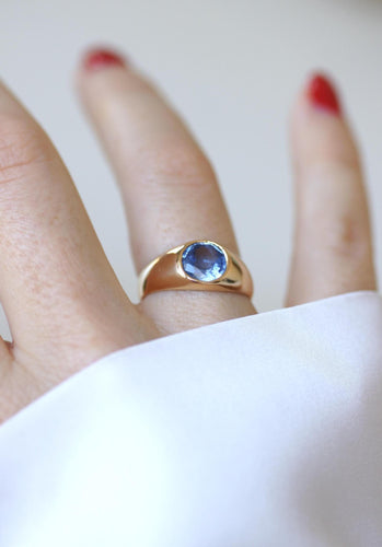 Bague 56 Bague Jonc or jaune, saphir de Ceylan 1,30 Ct 58 Facettes