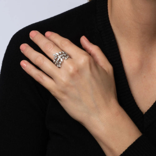 Bague 57.5 Bague en platine avec diamants mixtes 58 Facettes G13725