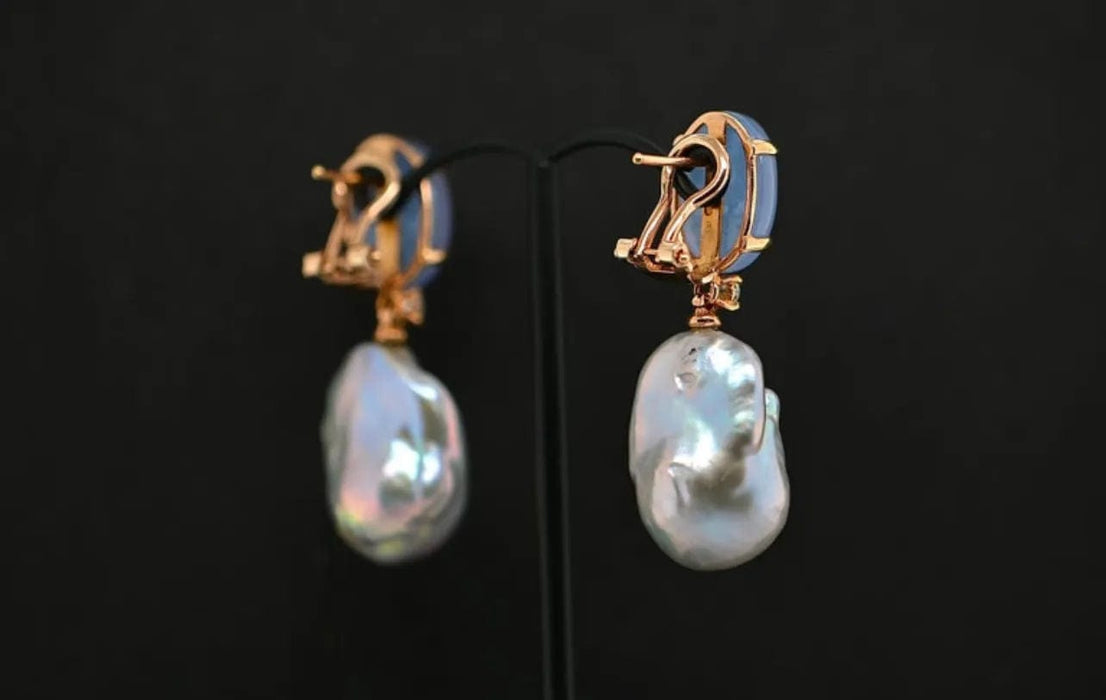 Boucles d'oreilles Boucles d'oreilles Calcédoine et Perles Baroques Ornées de Diamants 58 Facettes