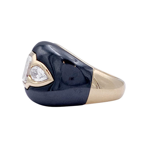 Bague 52 Bague Bulgari, or jaune, hématite, diamants. 58 Facettes 32935