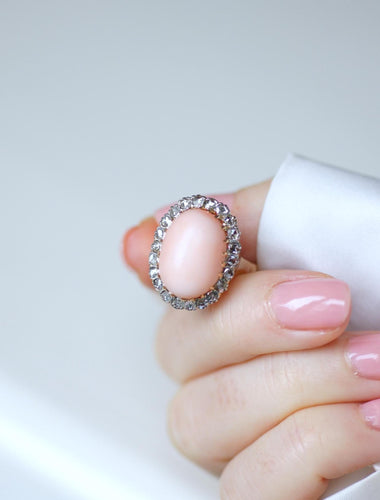 Bague 52 Bague Marguerite Belle Époque Corail Peau d'Ange entourage Diamants 58 Facettes
