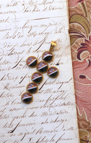 Pendentif Pendentif Croix Cabochon d'Agate sur Or jaune 58 Facettes