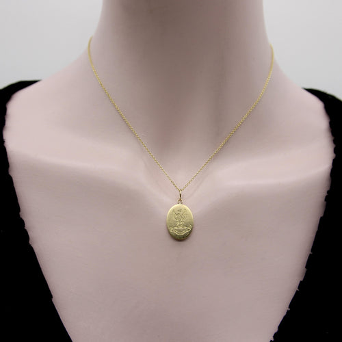 Von Hand gravierter Ave Maria-Adleranhänger aus viktorianischem Gelbgold 