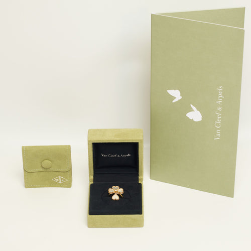 Bague 51 Van Cleef & Arpels - Bague Sweet Hearts or jaune, diamants, nacre 58 Facettes