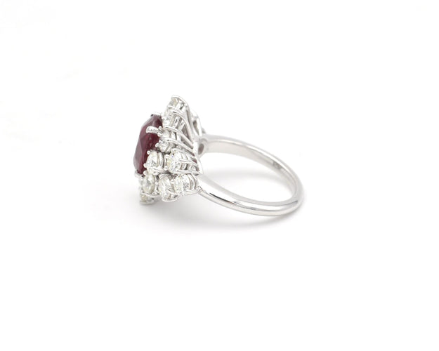 Bague Bague en or 18 carats avec rubis 4 carats et diamants 58 Facettes