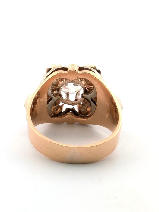 Bague Bague en or rose motif floral et diamant 58 Facettes