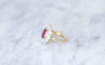 Bague Bague marguerite, rubis Birman non chauffé 1.60 Cts, diamants 58 Facettes