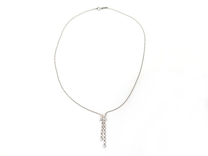 Collier collier tiffany victoria fleur pendante diamants platine 58 Facettes 259242