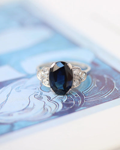 Bague Bague Art Déco Saphir Ovale et Diamants 58 Facettes A11073