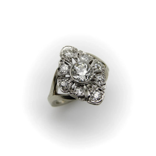 Bague Bague en or blanc 14 carats avec diamants taille ancienne européenne et taille ancienne mine 58 Facettes A1002Z