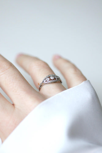 Bague 50 Bague Art Déco Bandeau Diamants sur Platine 58 Facettes