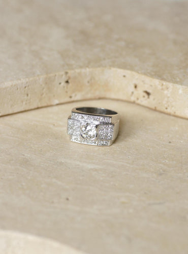 54 Large Bague Bandeau Art Déco Diamants 2,10 Cts sur Platine 58 Facettes