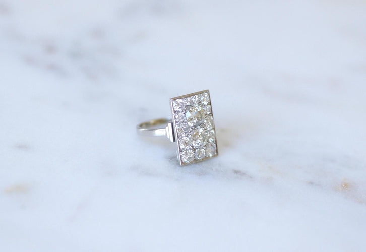 Bague 50.25 Bague Rectangulaire Art Déco en Platine et Diamants 58 Facettes