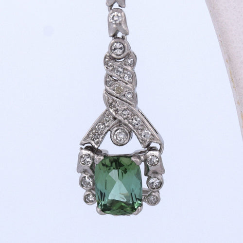 Boucles d'oreilles Boucles d'oreilles en or blanc 18 carats serties de tourmalines et de diamants 58 Facettes OR191