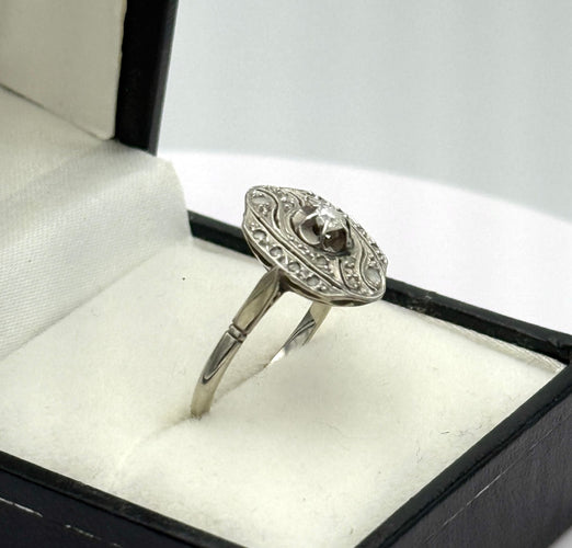 Bague 55 Bague ancienne en or gris et platine sertie de diamants 58 Facettes