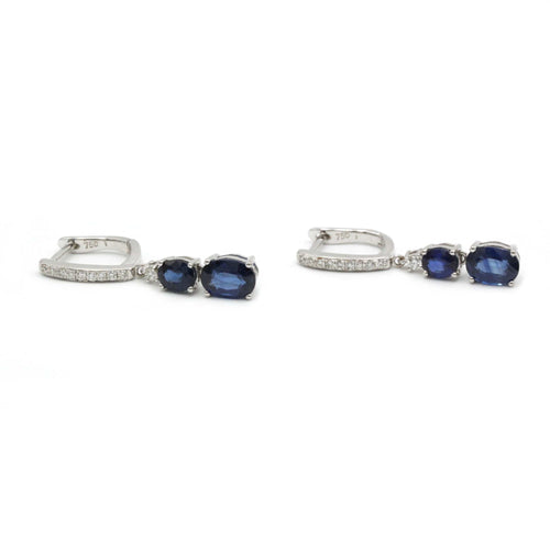 Boucles d'oreilles Boucles d'oreilles - Or blanc, saphirs et diamants 58 Facettes 1080
