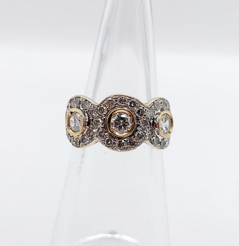 Bague 48 Bague trilobée vintage or jaune et diamants 58 Facettes A05793