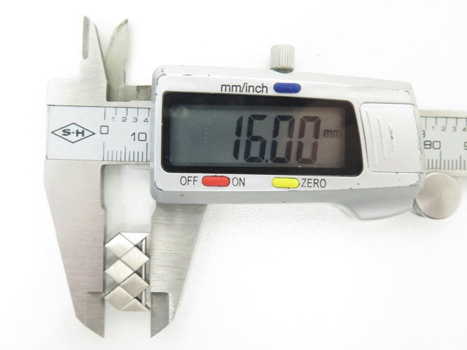 Montre vintage montre CHANEL matelasse h0009 19mm en acier quartz lady 58 Facettes 271264