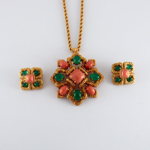 Collier VAN CLEEF & ARPELS - Parure "Delphe Collection" Corail et chrysoprase 58 Facettes
