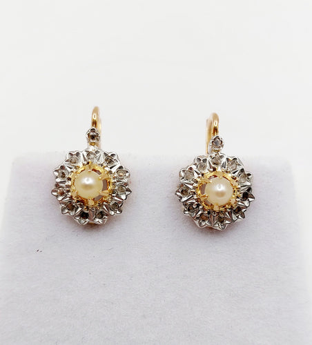 Kolczyki angielskie Stokrotka antyczny pierścionek z żółtego złota z perłą i diamentami w szlifie rozetowym (około 1900) 