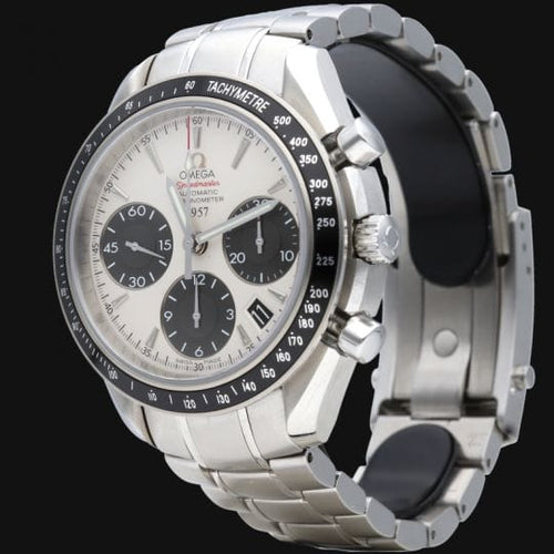Montre Omega Montre Speedmaster Date Chronographe 58 Facettes MT41849