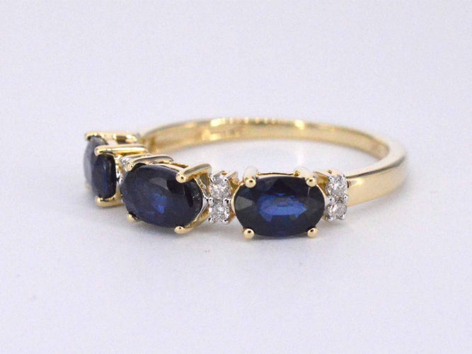 Bague Bague en or avec diamants et saphir 58 Facettes 2123