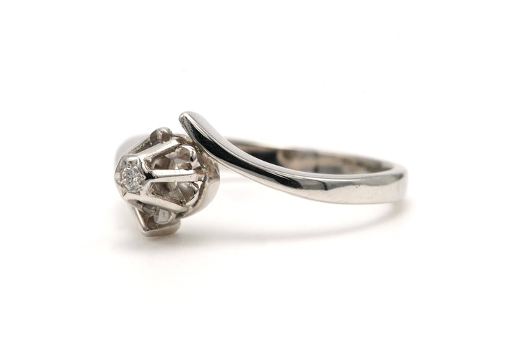 Bague 52 Bague Art Déco en or blanc 18 carats sertie d'un diamant "taille" brillant (+-0.02ct) 58 Facettes B740