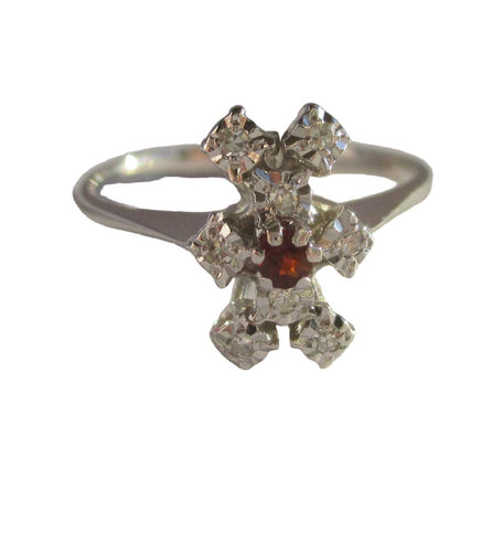 Bague 53 Bague pompadour grenat or blanc 58 Facettes