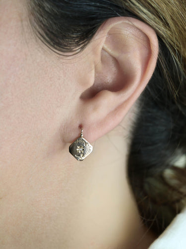 Boucles d'oreilles Dormeuses anciennes or rose diamant taille rose 58 Facettes 1199.3