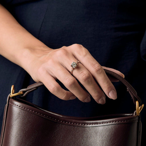 Bague 58,5 Solitaire en Platine et Diamant 58 Facettes QUI0760