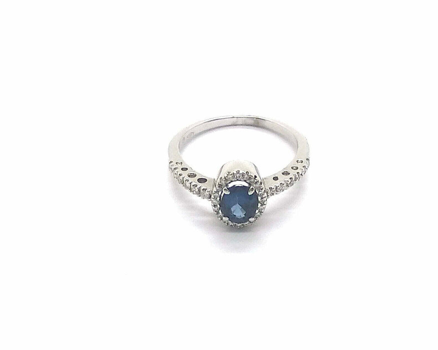 Sapphire and diamond ring in white gold