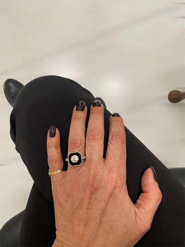 Bague 54 Bague Art Déco en or et diamants de 1,05 carat avec onyx 58 Facettes