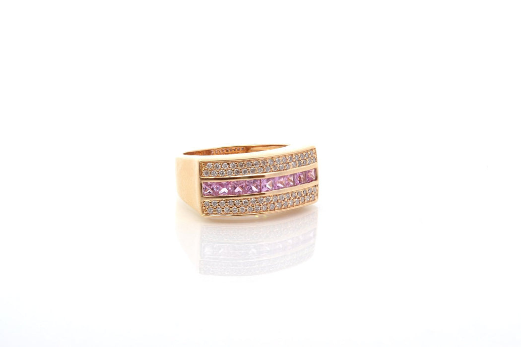 Vintage roze saffieren en diamanten ring in goud
