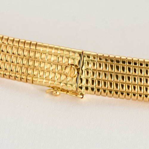 Naszyjnik z żółtego złota z elementami ruchomymi