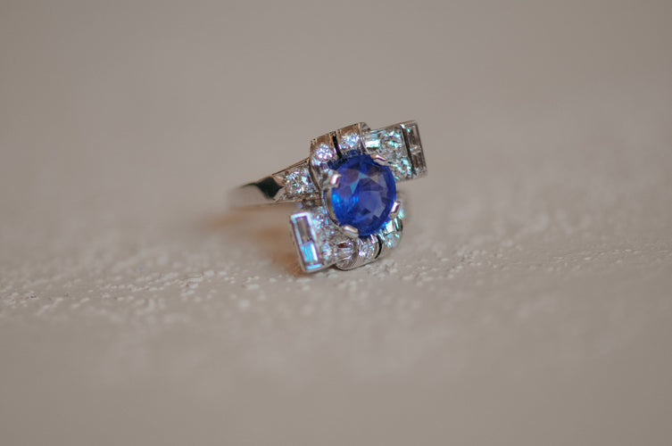 Bague 49 Art Déco platinum blue sapphire ring 58 Facettes