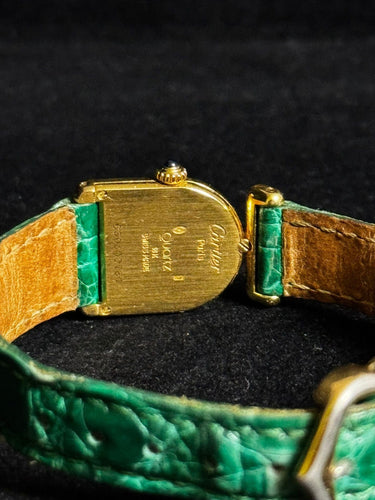 Montre [RARE] CARTIER - Montre Cloche Calandre - Petit modèle - Réf. 6603 - Or jaune 18 carats - Vintage 58 Facettes