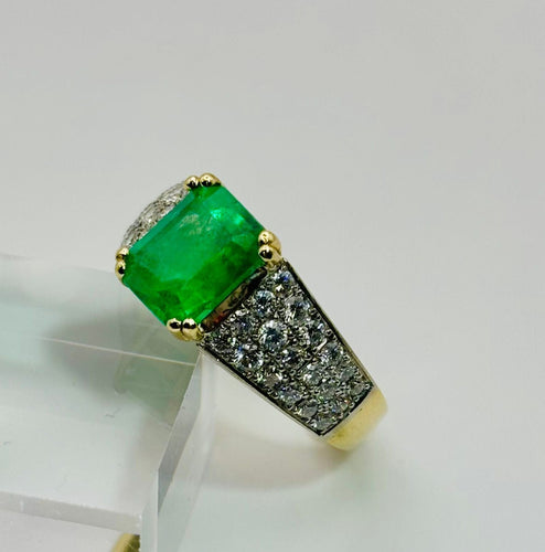 Bague 55 Bague en or avec émeraude et diamants – bijou haut de gamme 58 Facettes 50334