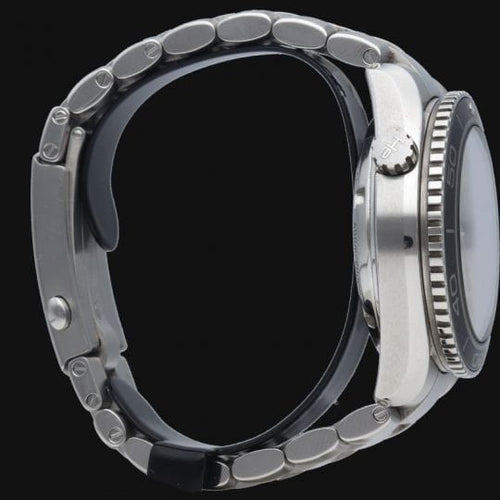 Montre Omega Montre Seamaster Planet Ocean 600M 58 Facettes MT43674