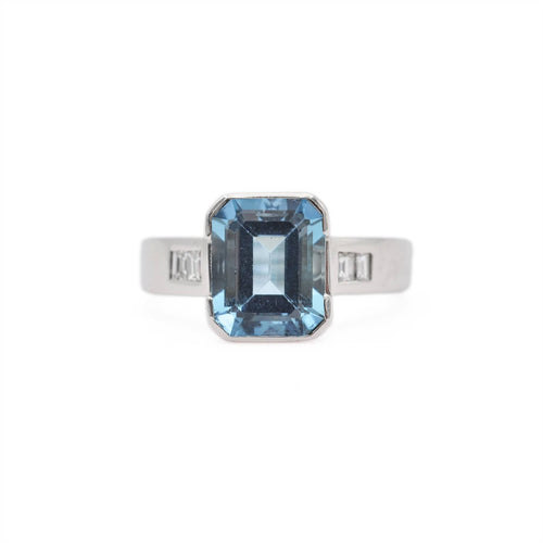 Bague Bague en or blanc avec une aigue-marine de 2,9 ct et des diamants de 0,20 ct 58 Facettes 17402
