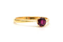 Bague 53 Bague contemporaine en or jaune 18 carats sertie d’un grenat 58 Facettes B786