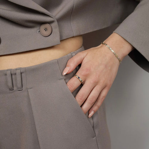 Bague Bague vintage avec saphirs bleus et diamants 58 Facettes 2505010