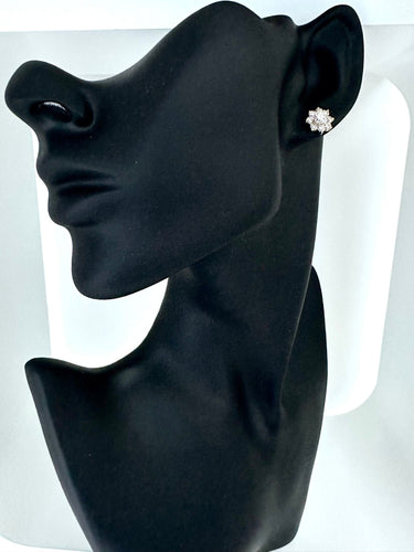 Boucles d'oreilles Boucles d'oreilles fleur en or jaune avec diamants certifié HRD 58 Facettes