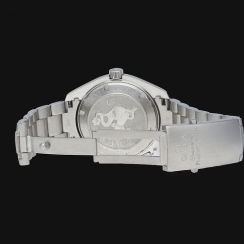 Montre Omega Montre Seamaster Planet Ocean 600M 58 Facettes MT42603