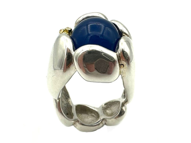 Bague 55 GILBERT ALBERT. Bague scuplture en argent et or 18K 58 Facettes