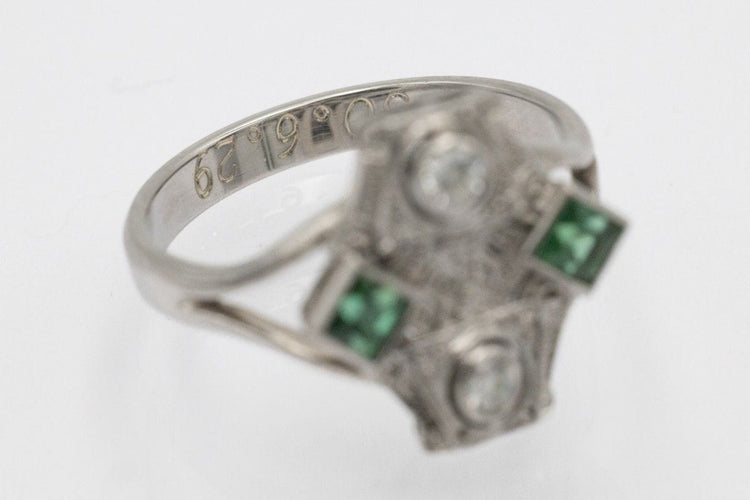 Bague Bague Art Déco en or blanc et platine avec diamants et tourmalines 58 Facettes 11616